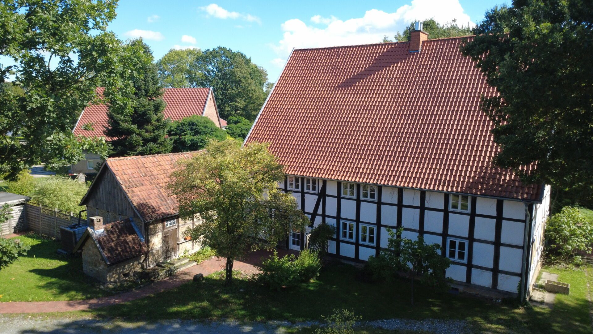 Immobilienangebot - Lemgo - Alle - Viel Raum am Fuße der Natur!