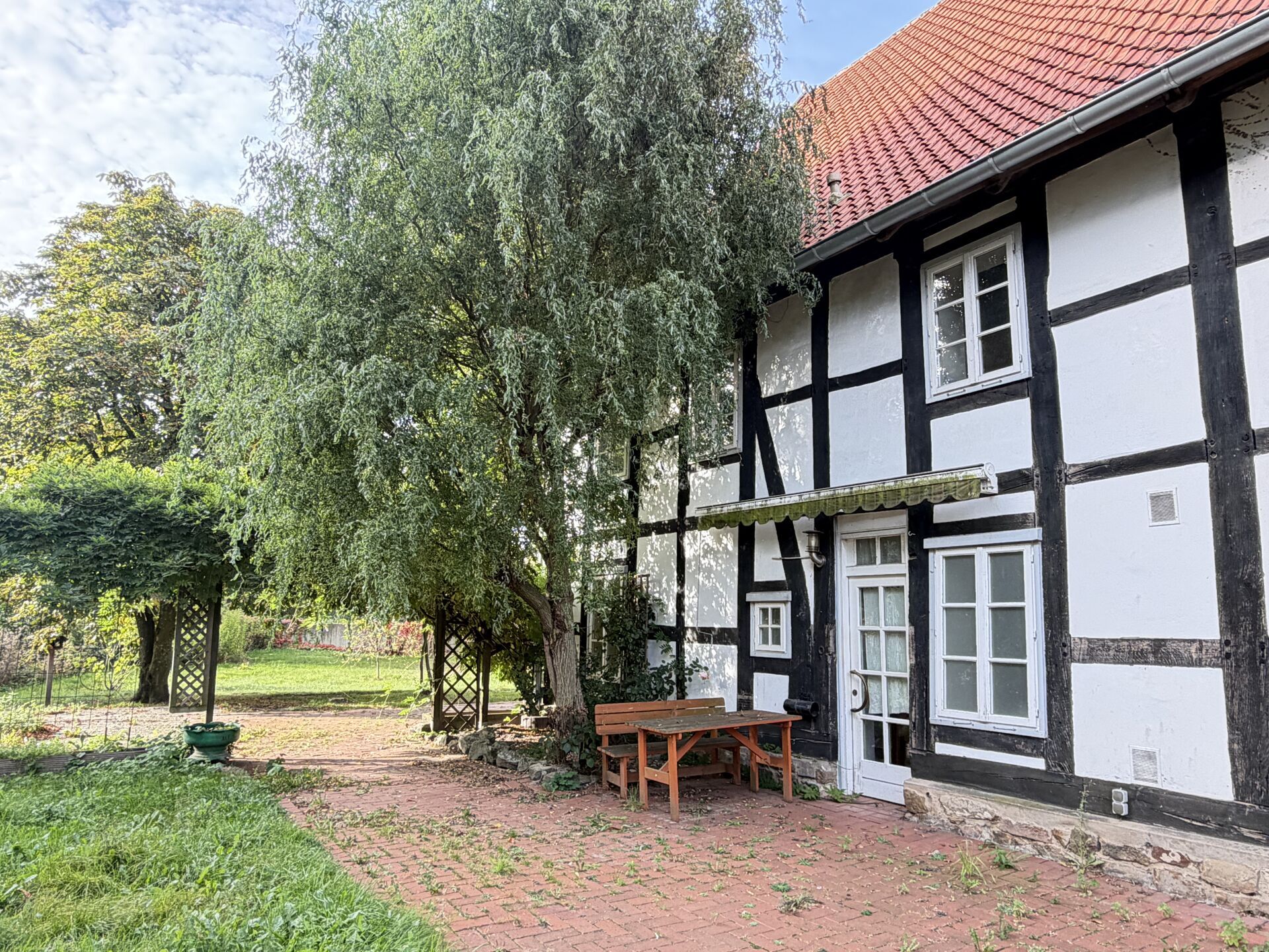 Immobilienangebot - Lemgo - Alle - Viel Raum am Fuße der Natur!