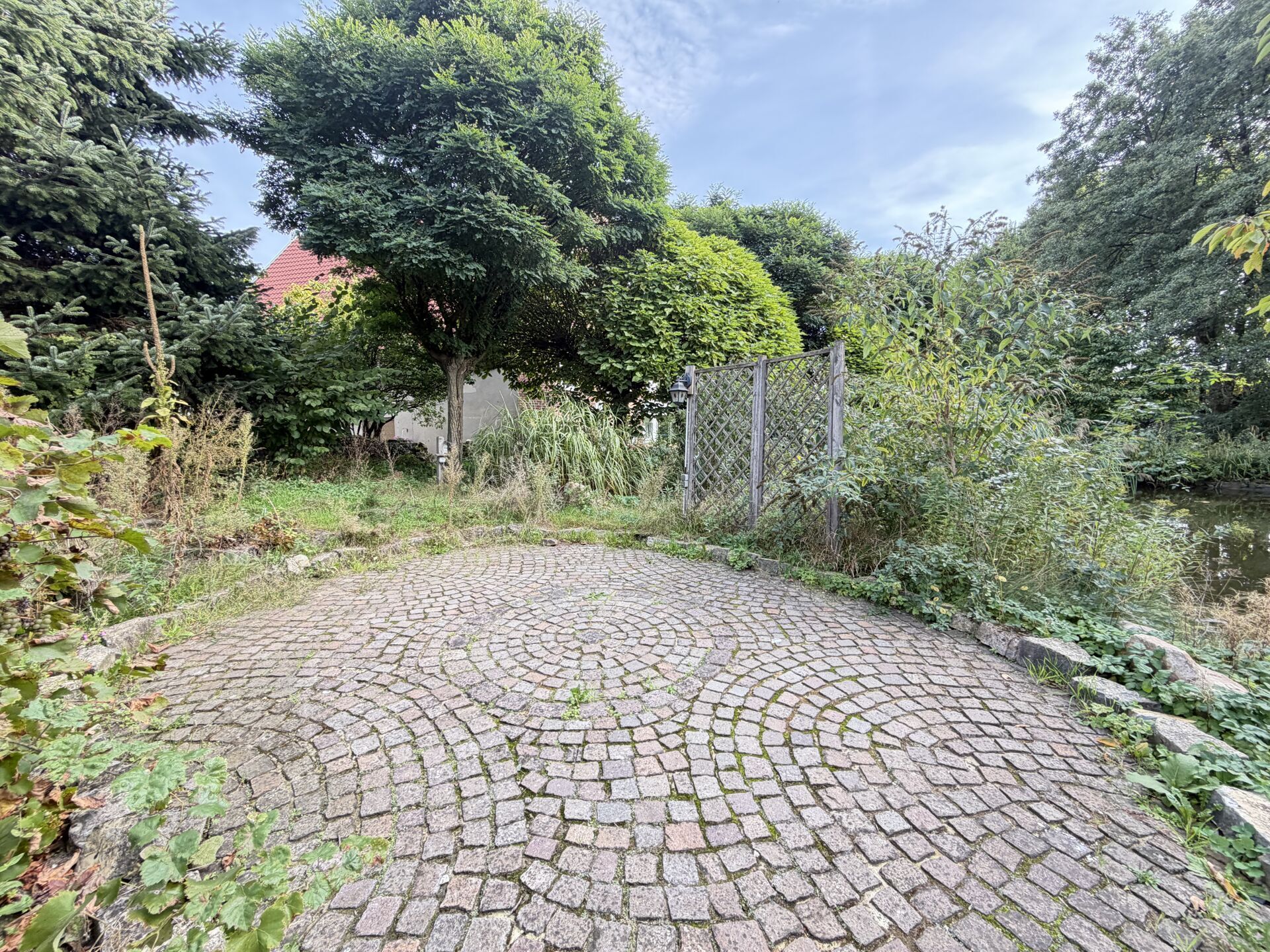 Immobilienangebot - Lemgo - Alle - Viel Raum am Fuße der Natur!