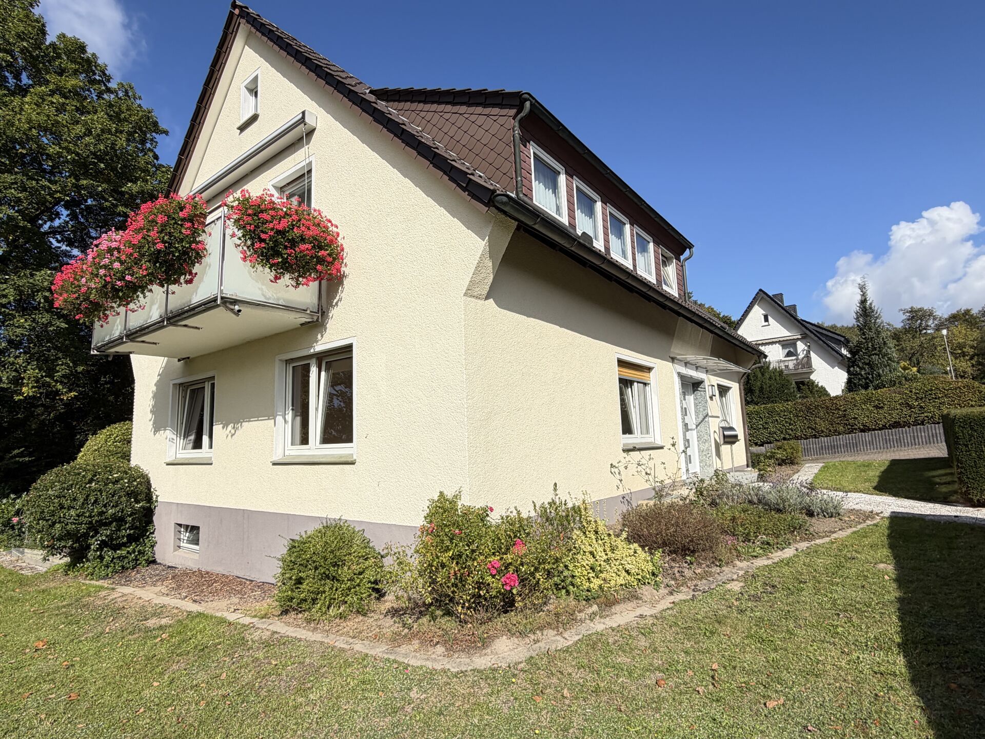 Immobilienangebot - Lage - Alle - Wohnen am Stadtwald - mit Mieteinnahmen im Gepäck!