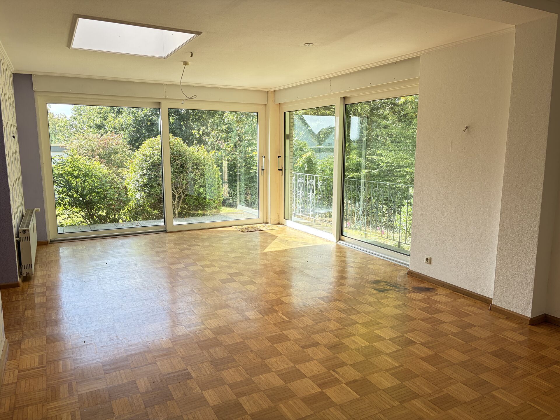 Immobilienangebot - Lage - Alle - Wohnen am Stadtwald - mit Mieteinnahmen im Gepäck!