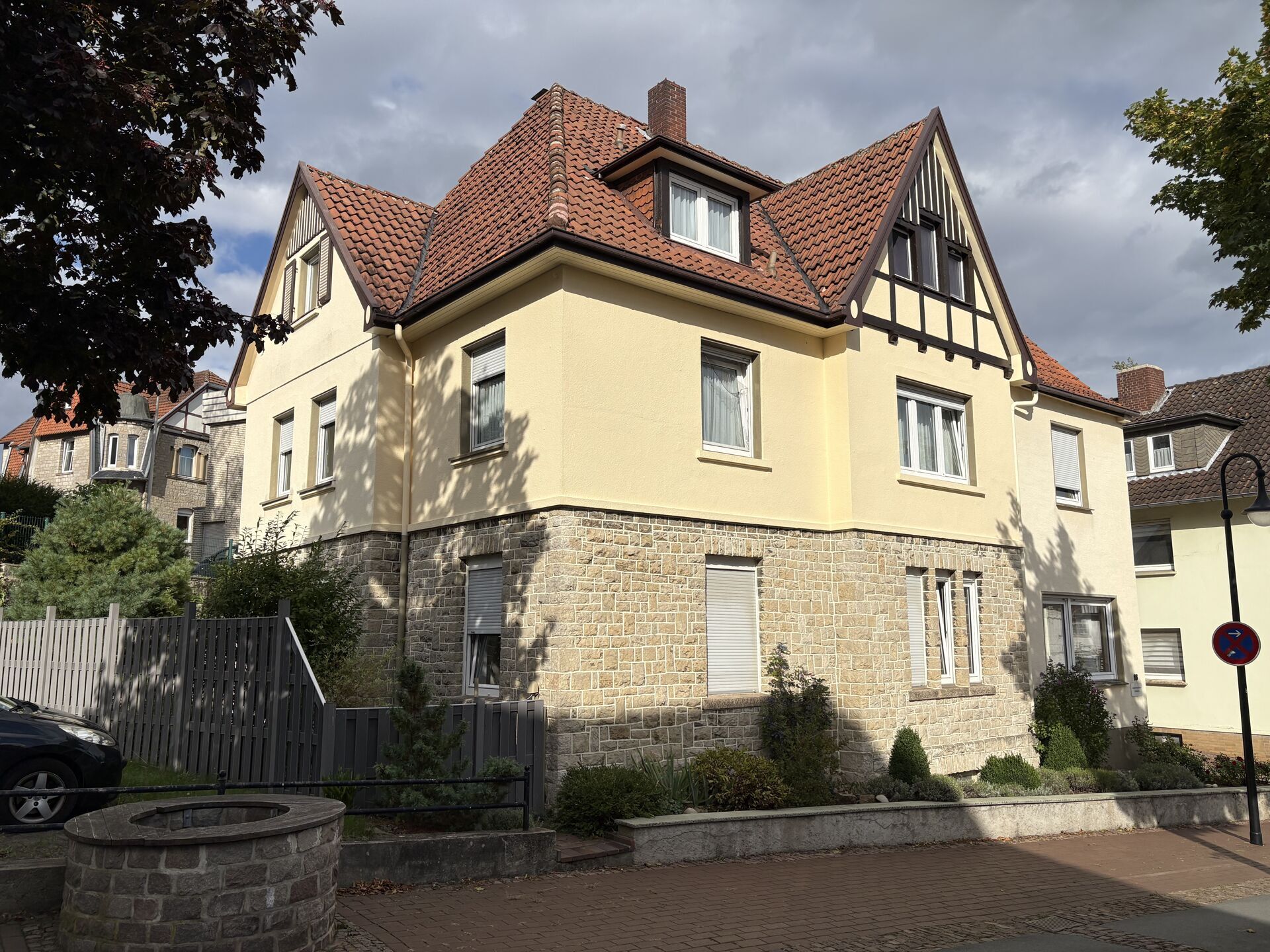 Immobilienangebot - Horn-Bad Meinberg - Alle - Ehemalige Pension mit vielseitiger Gebäudestruktur!