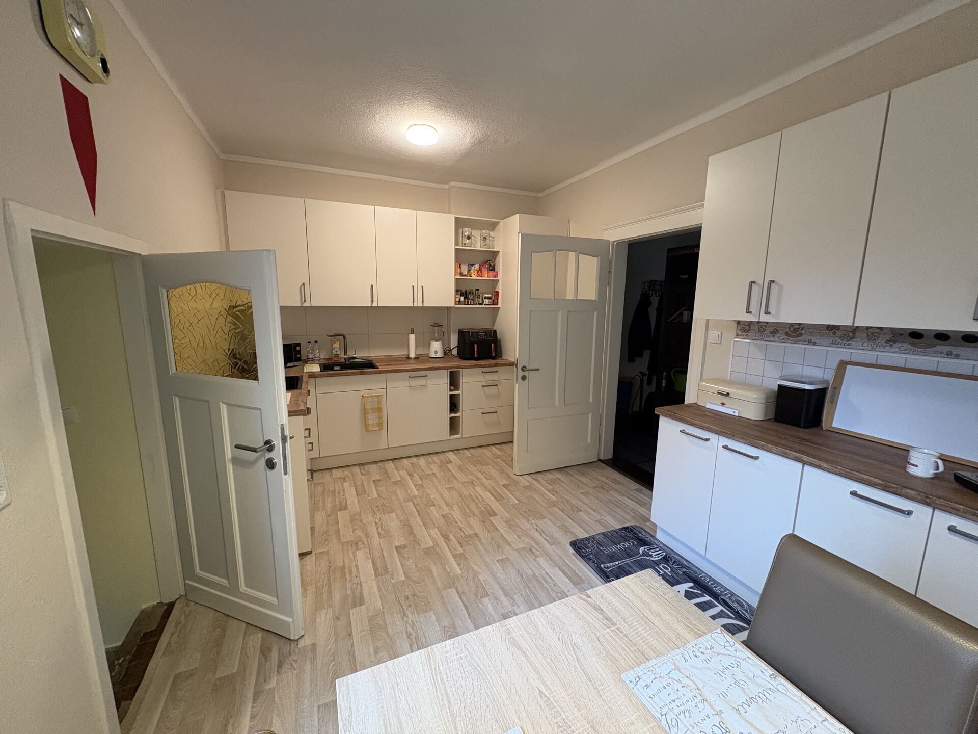 Immobilienangebot - Horn-Bad Meinberg - Alle - Ehemalige Pension mit vielseitiger Gebäudestruktur!