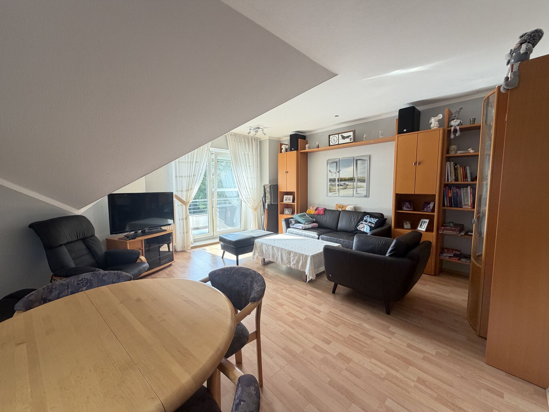 Immobilienangebot - Paderborn / Elsen - Alle - Ruhig gelegene Eigentumswohnung in Elsen mit schönem Balkon und 2 Stellplätzen