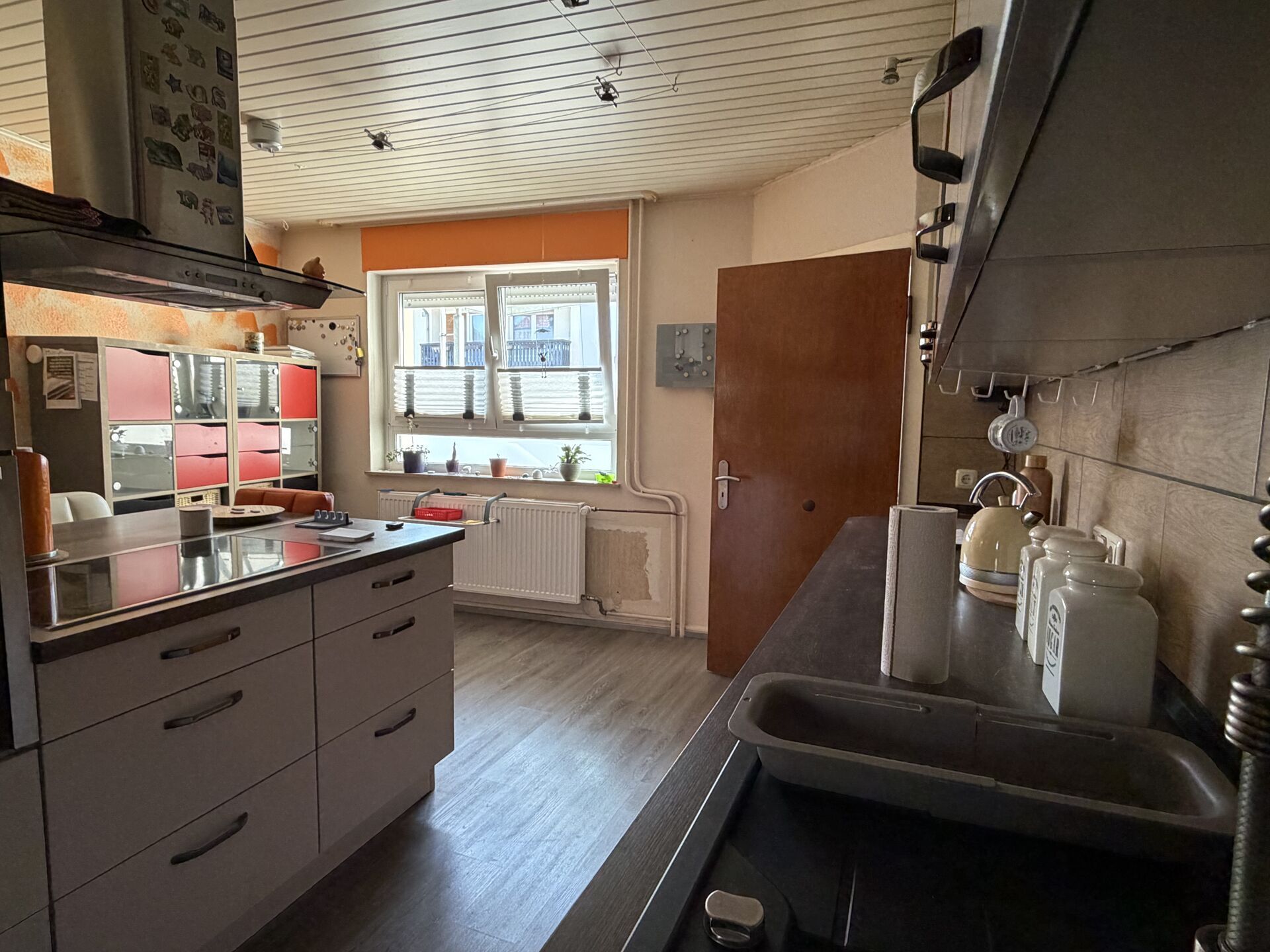 Immobilienangebot - Willebadessen - Alle - Gepflegtes Haus mit Entwicklungspotenzial und großem Nutzungsspielraum in Willebadessen