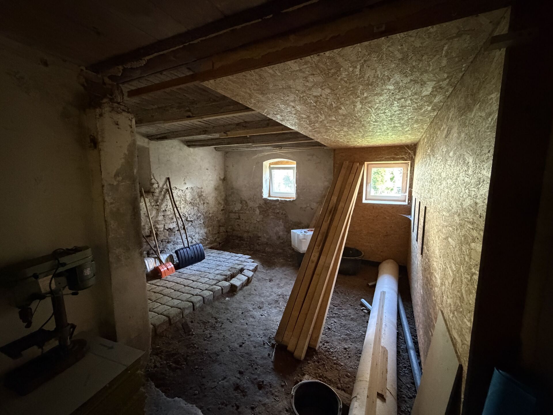 Immobilienangebot - Willebadessen - Alle - Gepflegtes Haus mit Entwicklungspotenzial und großem Nutzungsspielraum in Willebadessen