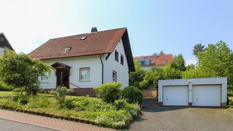  VR Immobilien GmbH - Immobilienangebot - Hofbieber - Alle - VERKAUFT: Gemütliches Zweifamilienhaus zum Wohlfühlen in Hofbieber-Langenbieber!