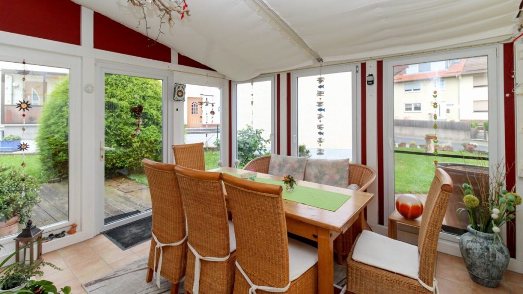 VR Immobilien GmbH - Immobilienangebot - Grebenhain - Alle - Charmantes Einfamilienhaus mit viel Platz für die Familie in Ilbeshausen