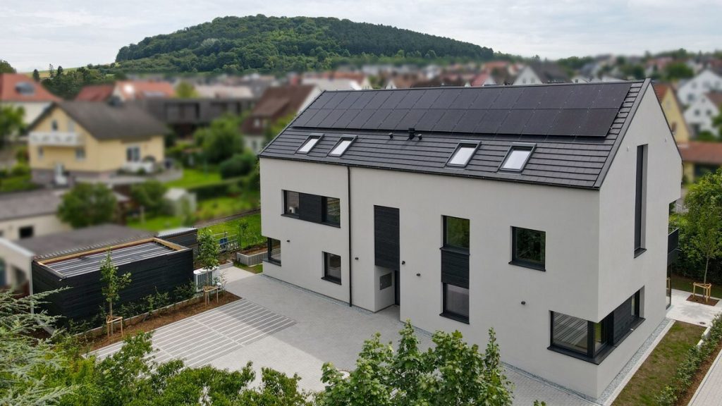 VR Immobilien GmbH - Immobilienangebot - Fulda - Alle - Hochwertige Maisonettewohnung mit stilvollem Design, Einbauküche und modernem Wohnkomfort