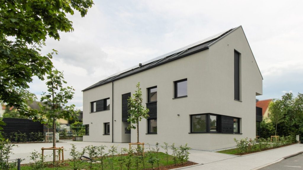 VR Immobilien GmbH - Immobilienangebot - Fulda - Alle - Hochwertige Maisonettewohnung mit stilvollem Design, Einbauküche und modernem Wohnkomfort