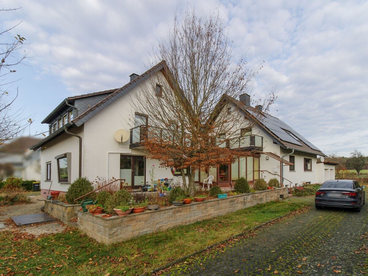 VR Immobilien GmbH - Immobilienangebot - Fulda - Alle - Zwei Einfamilienhäuser auf einem Grundstück in Fulda – wohnen, vermieten oder beides