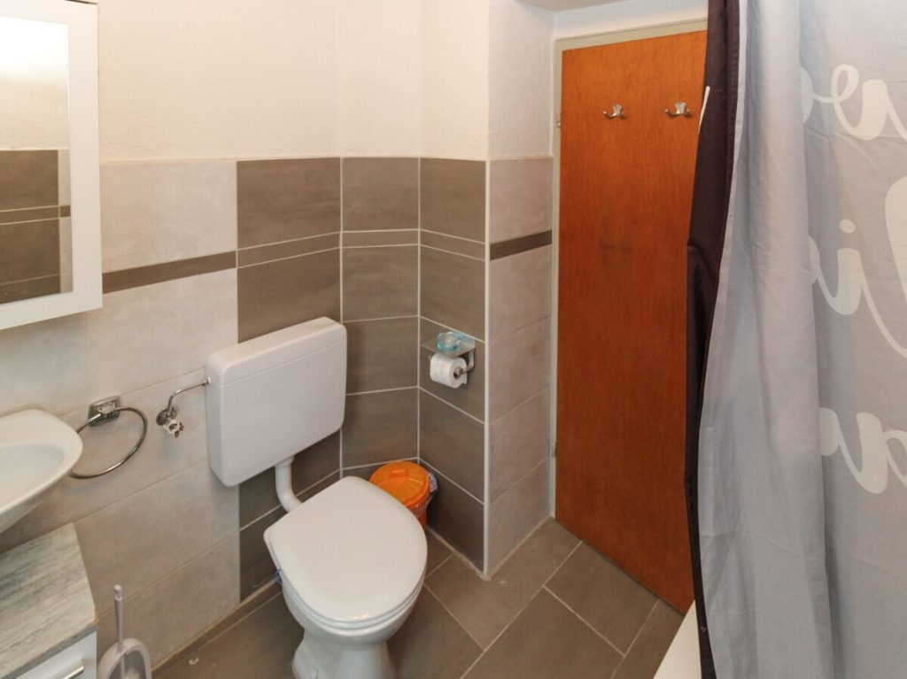 VR Immobilien GmbH - Immobilienangebot - Schlitz - Alle - Historisches Stadthaus in Schlitz – ideal als Kapitalanlage oder Eigenheim