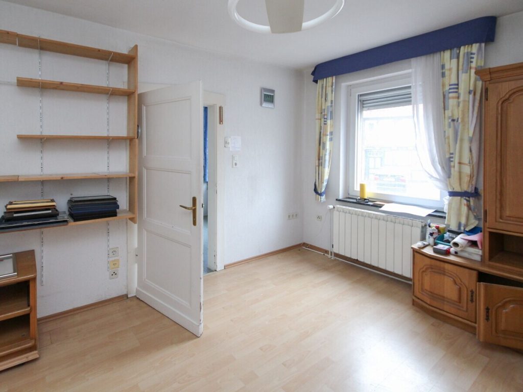 VR Immobilien GmbH - Immobilienangebot - Hohenroda - Alle - Hofanlage und Scheune mit Geschichte, Charakter und Möglichkeiten