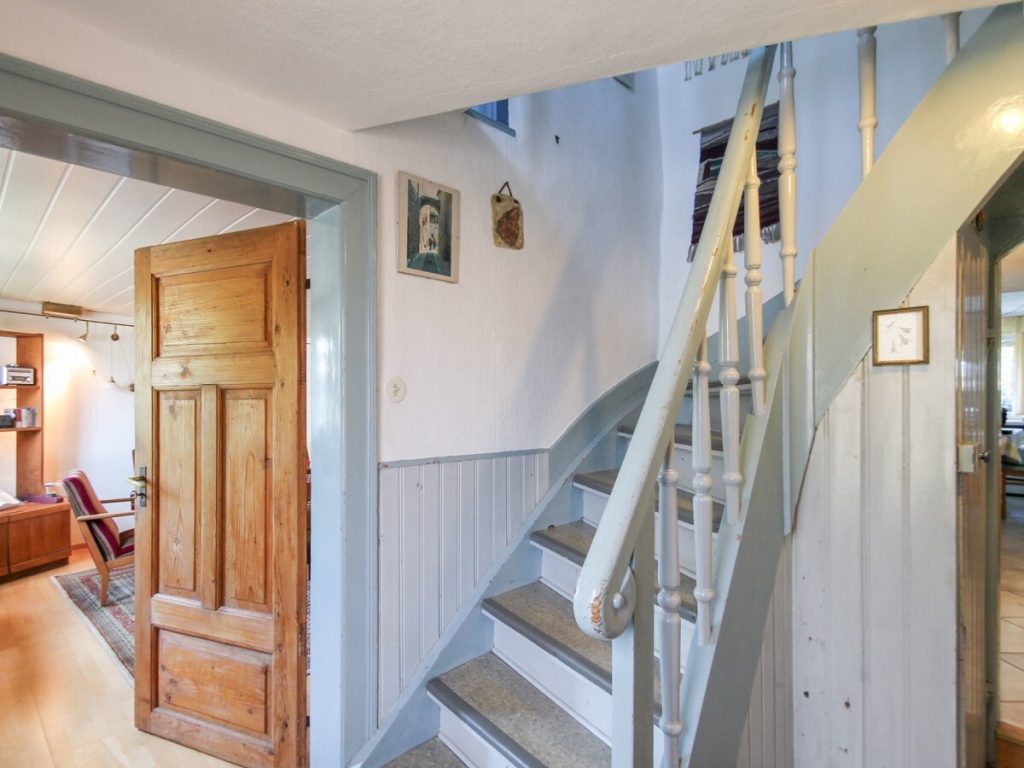 VR Immobilien GmbH - Immobilienangebot - Herbstein - Alle - RESERVIERT: Denkmalgeschütztes Fachwerkhaus in Herbstein-Steinfurt