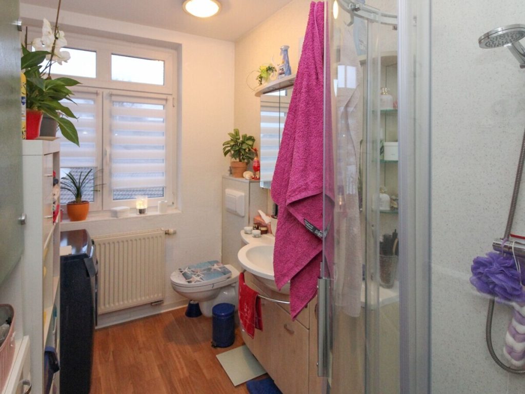 VR Immobilien GmbH - Immobilienangebot - Grebenhain - Alle - Vermietetes Mehrfamilienhaus mit sechs Einheiten in zentraler Lage von Grebenhain