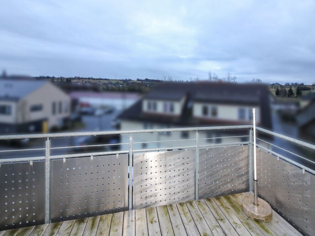 VR Immobilien GmbH - Immobilienangebot - Grebenhain - Alle - Vermietetes Mehrfamilienhaus mit sechs Einheiten in zentraler Lage von Grebenhain