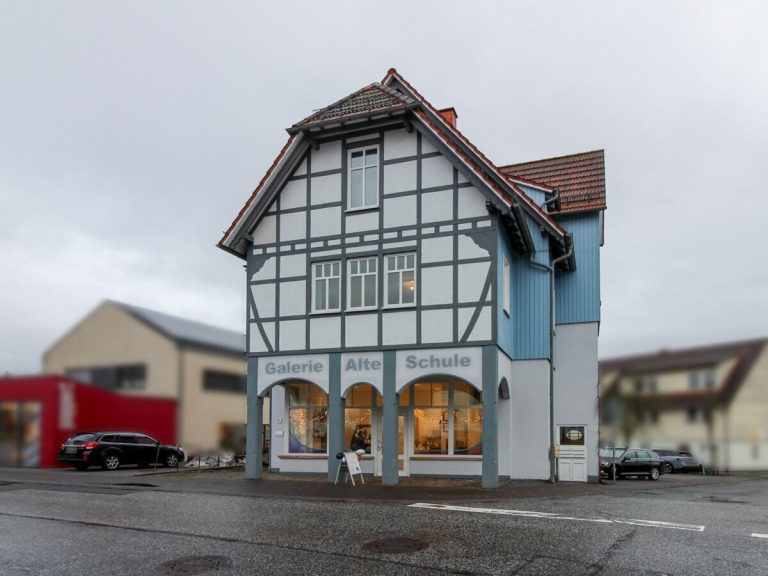  VR Immobilien GmbH - Immobilienangebot - Grebenhain - Alle - Vermietetes Mehrfamilienhaus mit sechs Einheiten in zentraler Lage von Grebenhain