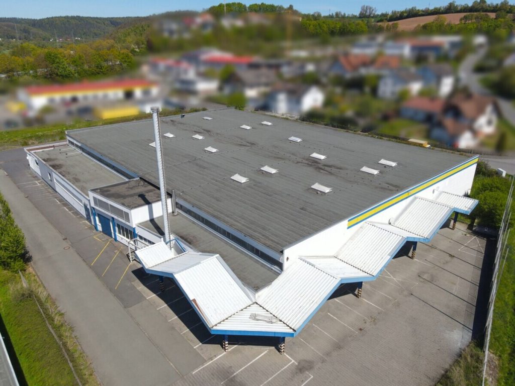 VR Immobilien GmbH - Immobilienangebot - Bad Hersfeld - Alle - Gewerbeareal in Bad Hersfeld - Umfangreiche Lager- und Funktionsflächen zu verkaufen