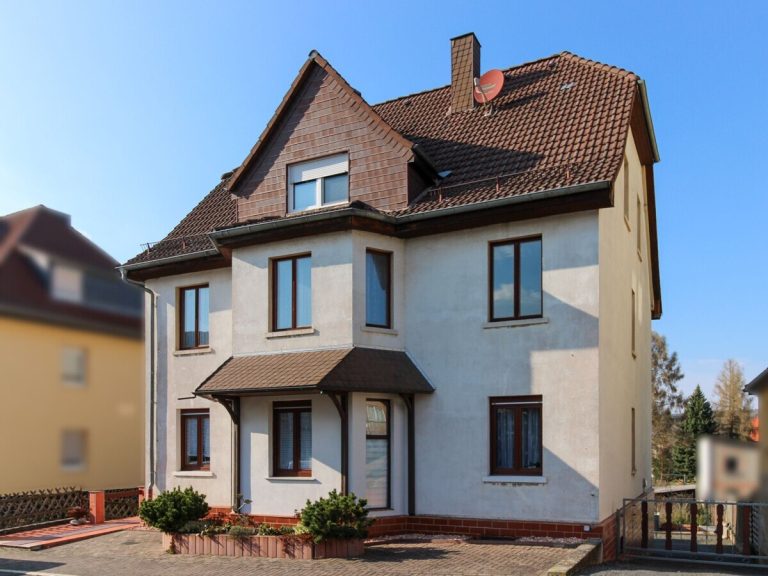  VR Immobilien GmbH - Immobilienangebot - Vacha - Alle - RESERVIERT: Mehrfamilienhaus mit drei Wohneinheiten und Entwicklungspotenzial in Vacha