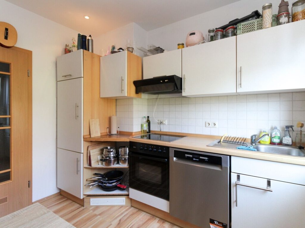 Küche VR Immobilien GmbH - Immobilienangebot - Fulda - Alle - Vermietete 3-Zimmer-Eigentumswohnung in Fulda – solide Kapitalanlage