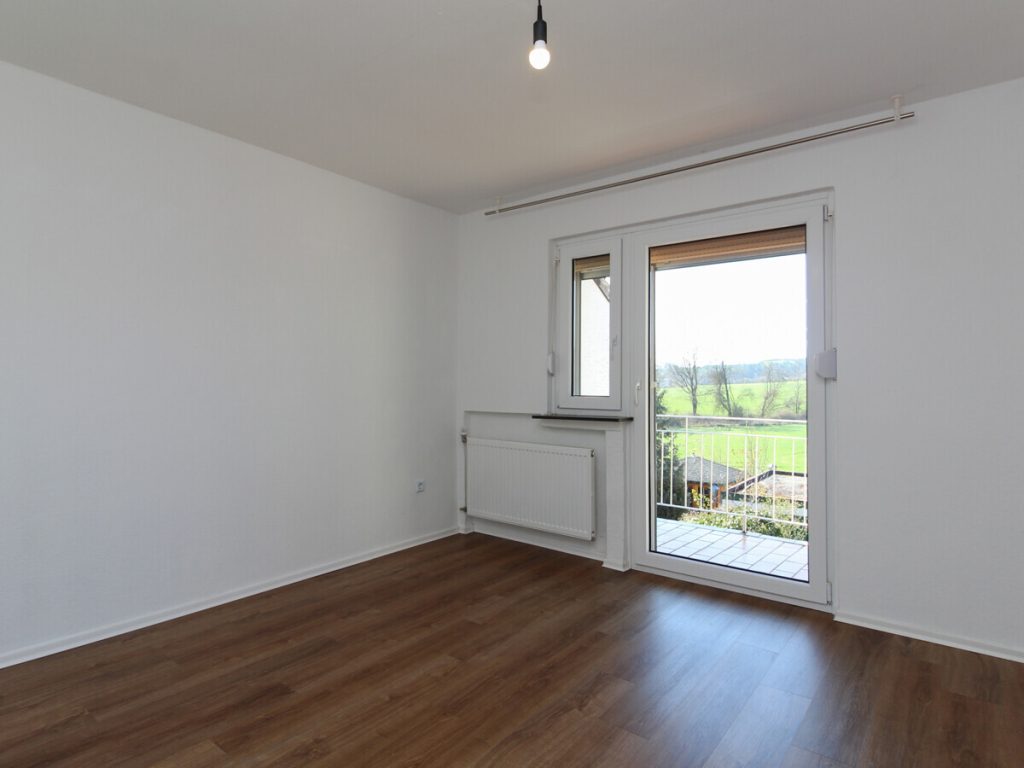 VR Immobilien GmbH - Immobilienangebot - Fulda - Alle - Gepflegtes Reihenendhaus in Fulda-Maberzell zu vermieten!