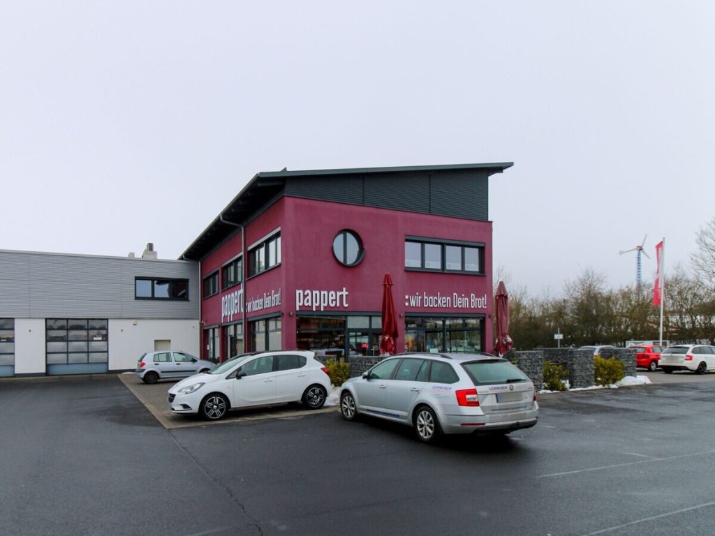 VR Immobilien GmbH - Immobilienangebot - Dipperz - Alle - Repräsentatives Büro im Gewerbepark Dipperz – moderne Ausstattung & starkes Umfeld