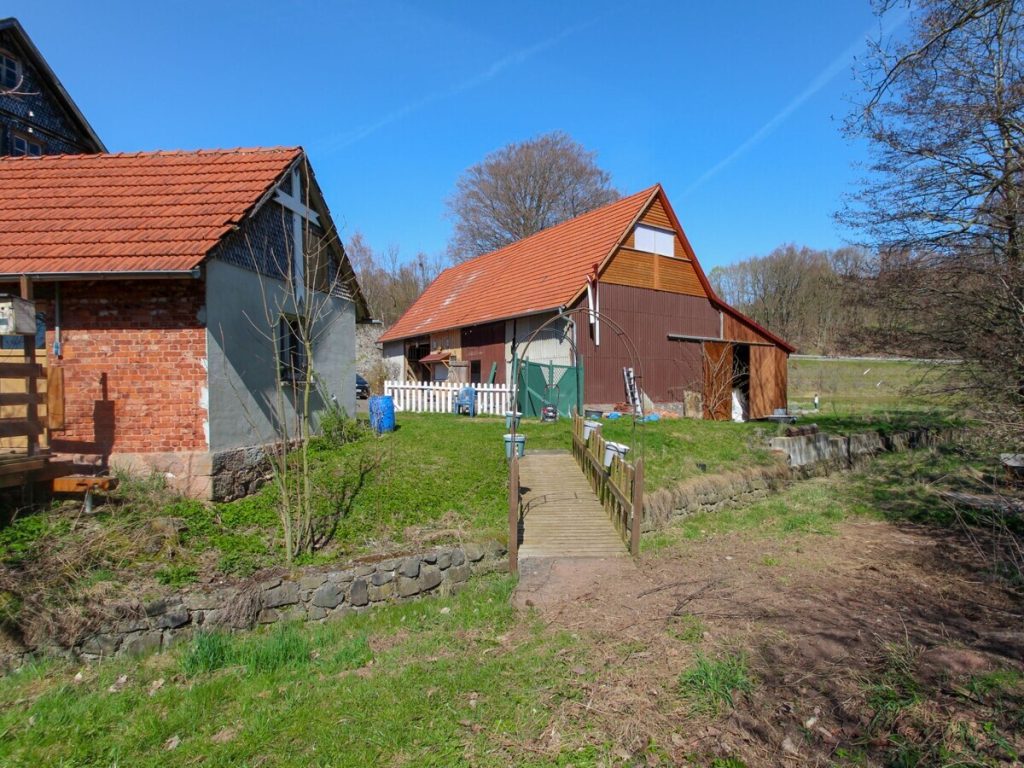 VR Immobilien GmbH - Immobilienangebot - Hilders - Alle - RESERVIERT: Ehemaliges Hofgut bei Hilders Brand - Freiheit am Brandbach