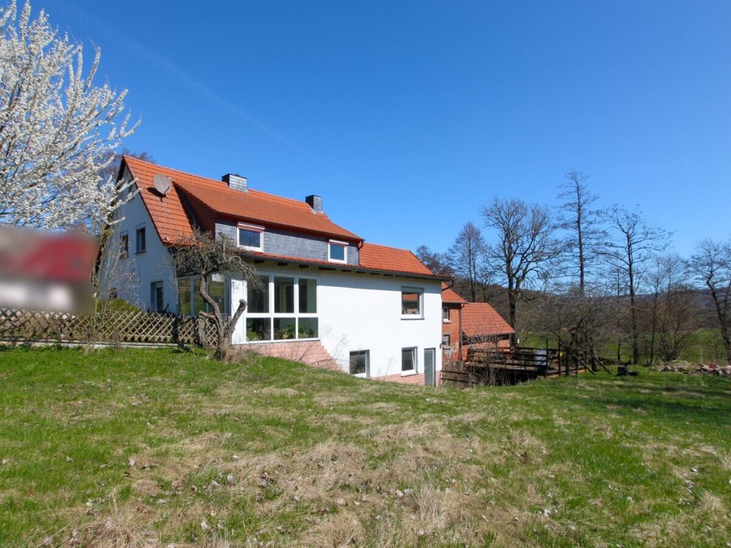 VR Immobilien GmbH - Immobilienangebot - Hilders - Alle - RESERVIERT: Ehemaliges Hofgut bei Hilders Brand - Freiheit am Brandbach