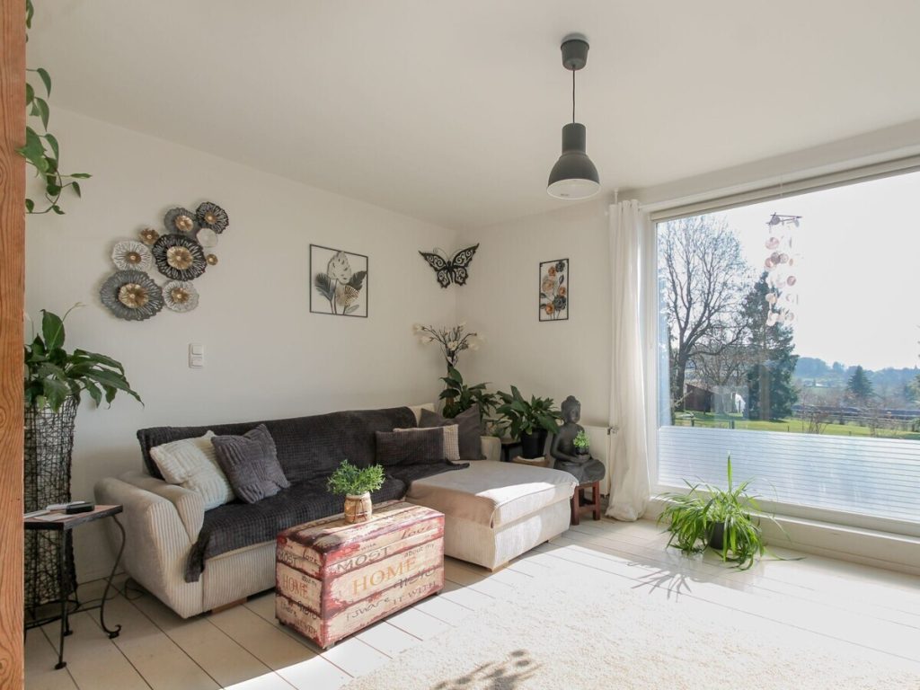 VR Immobilien GmbH - Immobilienangebot - Schlüchtern - Alle - RESERVIERT: Einfamilienhaus mit großem Garten in Schlüchtern-Hutten
