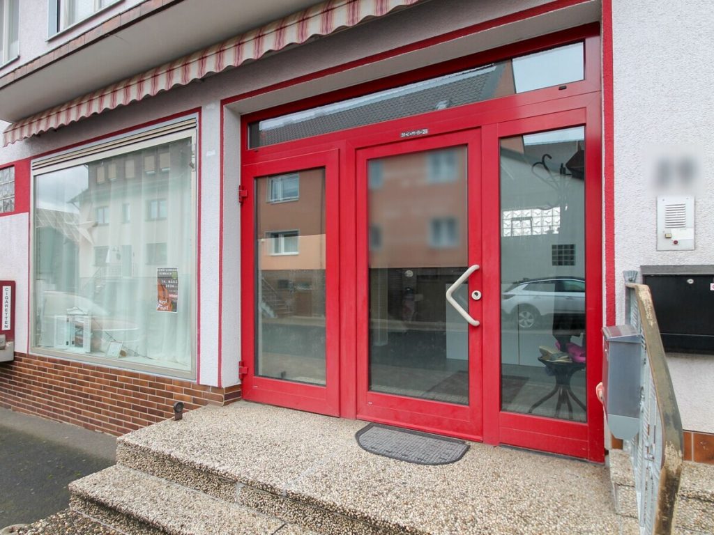 VR Immobilien GmbH - Immobilienangebot - Steinau an der Straße - Alle - Vielseitig nutzbares Wohn- und Geschäftshaus mit Entwicklungspotenzial in Ulmbach