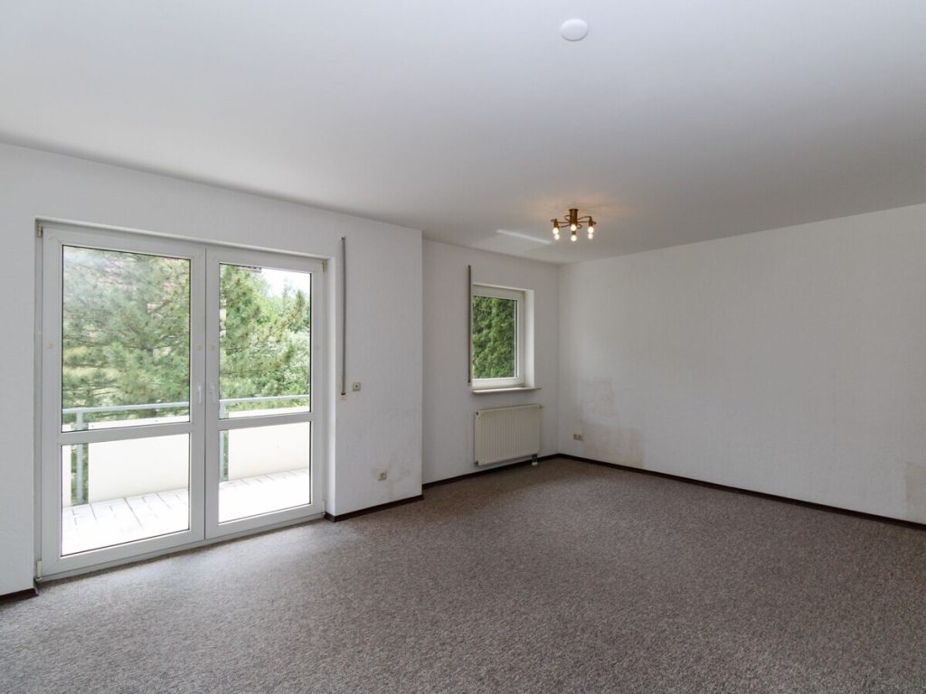 VR Immobilien GmbH - Immobilienangebot - Fulda - Alle - Helle 2-Zimmer-Wohnung mit Balkon und praktischem Grundriss in Fulda-Niesig