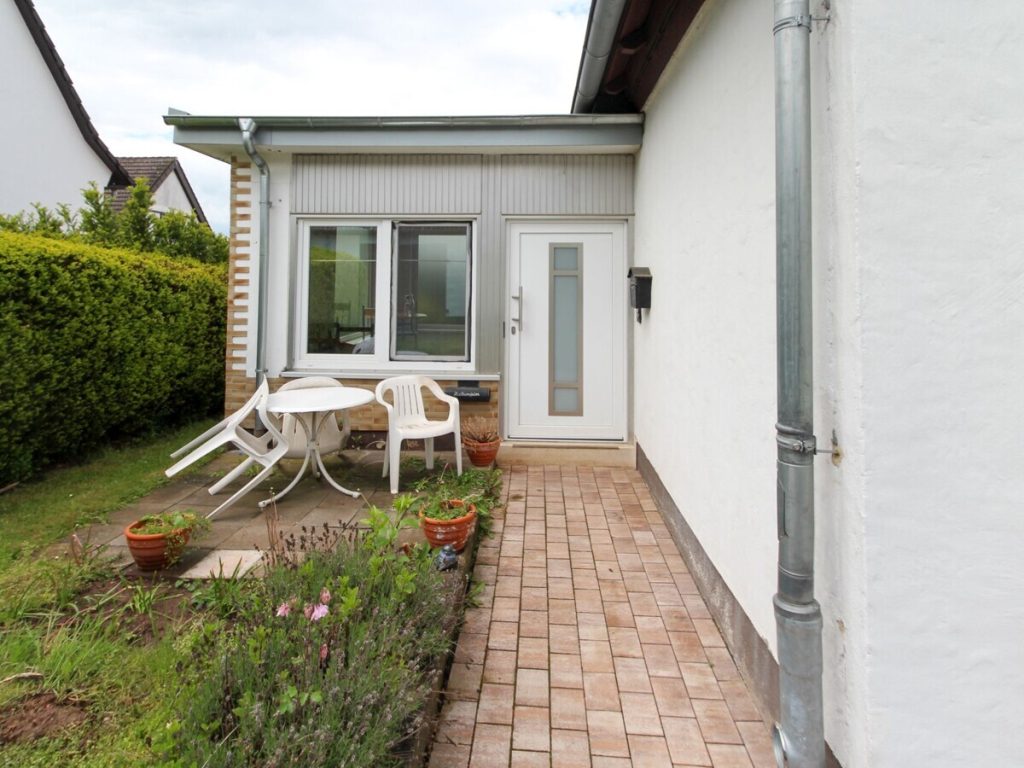 VR Immobilien GmbH - Immobilienangebot - Bad Hersfeld - Alle - Gemütliches Eigenheim mit schönem Garten in Bad Hersfeld
