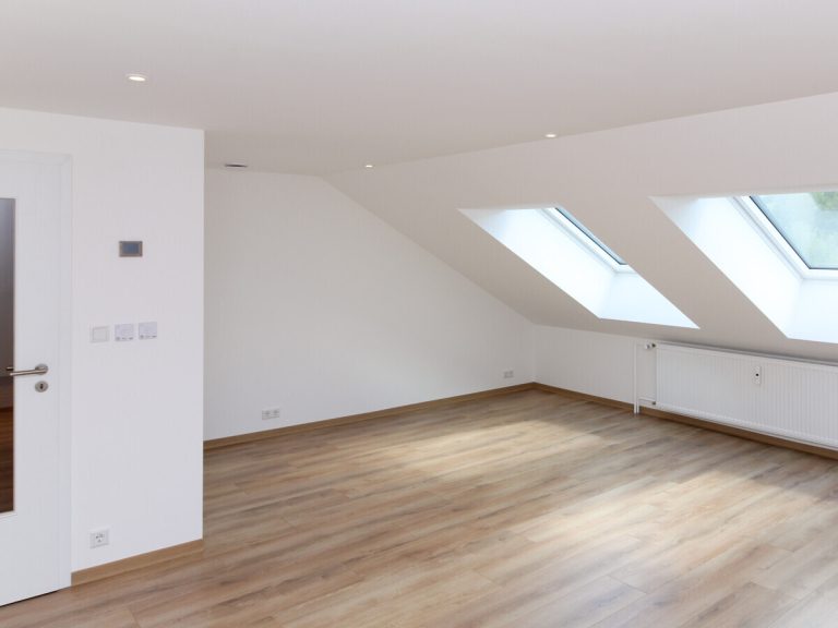  VR Immobilien GmbH - Immobilienangebot - Fulda - Alle - Moderne Dachgeschosswohnung mit hochwertiger Komplettmodernisierung