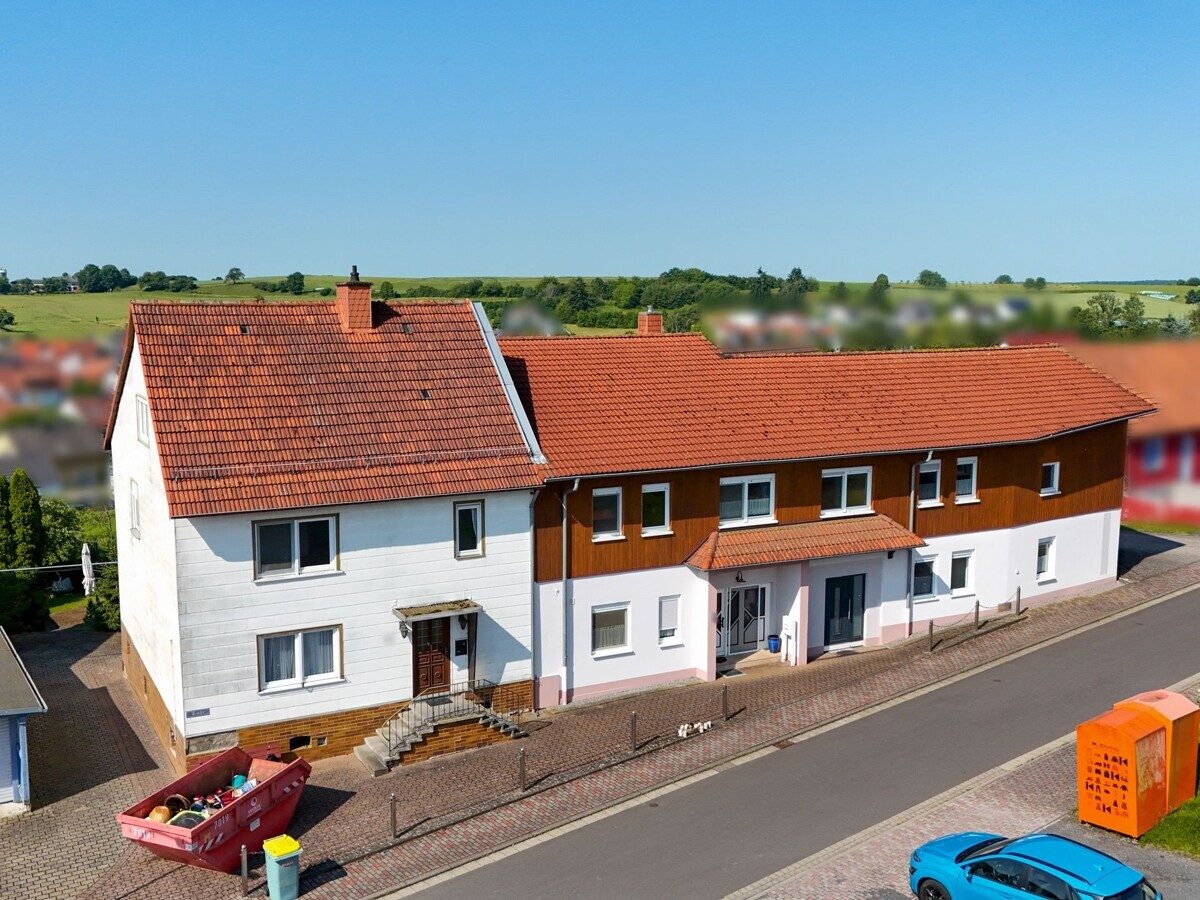  VR Immobilien GmbH - Immobilienangebot - Steinau an der Straße - Alle - Großzügiges und vielseitiges Anwesen mit mehreren Wohneinheiten in Steinau a.d.Str. - Ulmbach