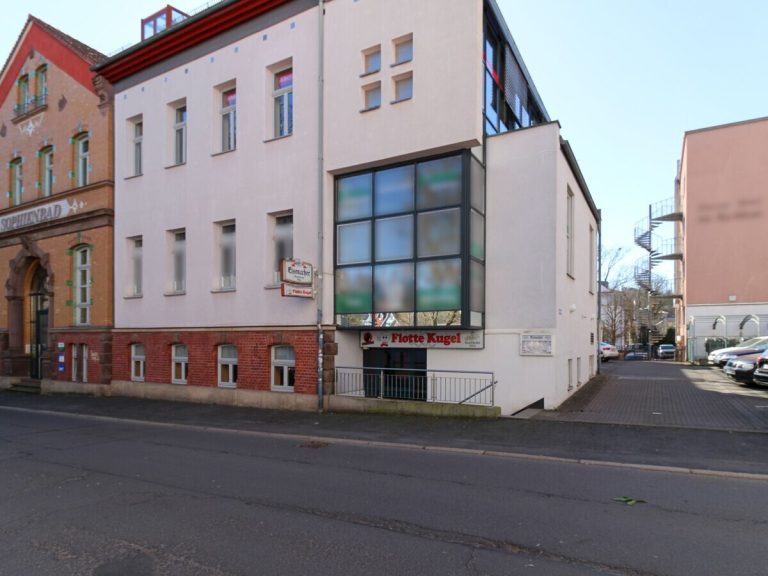  VR Immobilien GmbH - Immobilienangebot - Eisenach - Alle - Gewerbe-/Gastroimmobilie mit Kegelbahn im Herzen von Eisenach. Mietkauf möglich!