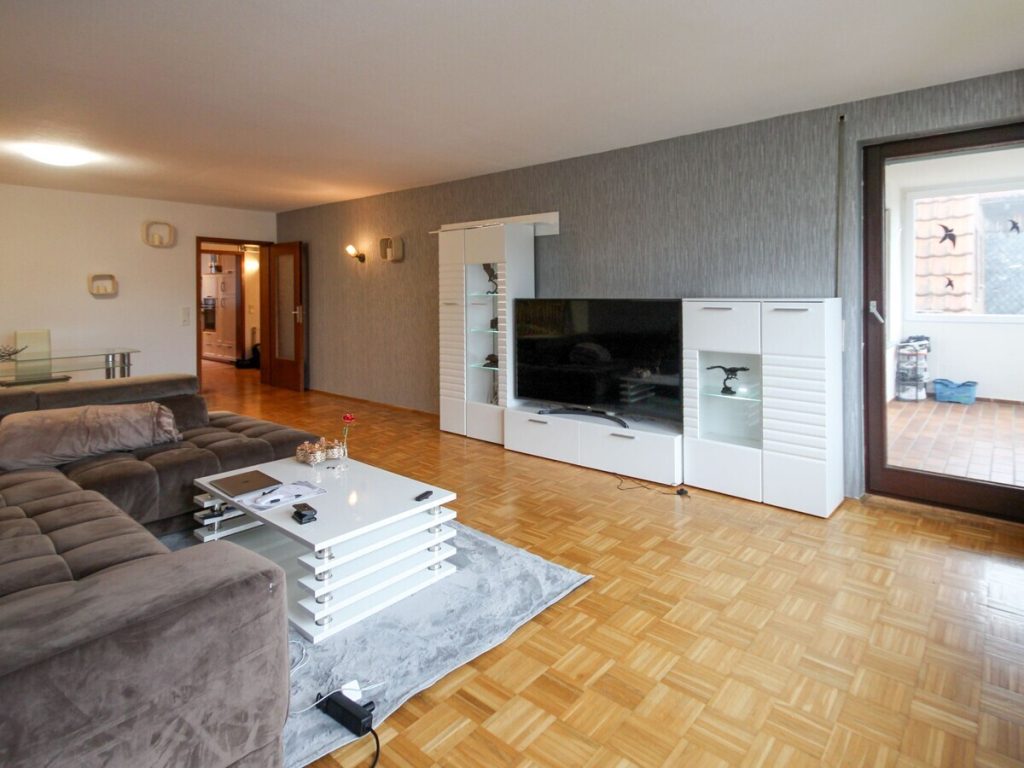 VR Immobilien GmbH - Immobilienangebot - Bad Hersfeld - Alle - RESERVIERT: Großzügige Eigentumswohnung in zentraler Innenstadtlage von Bad Hersfeld