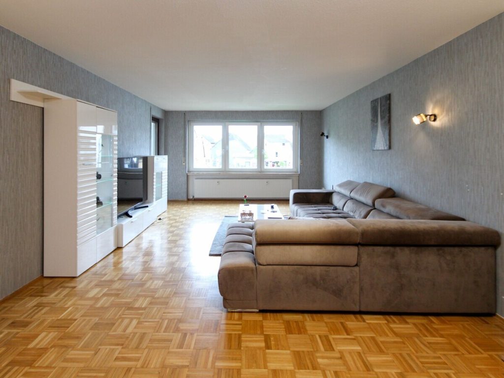 VR Immobilien GmbH - Immobilienangebot - Bad Hersfeld - Alle - RESERVIERT: Großzügige Eigentumswohnung in zentraler Innenstadtlage von Bad Hersfeld