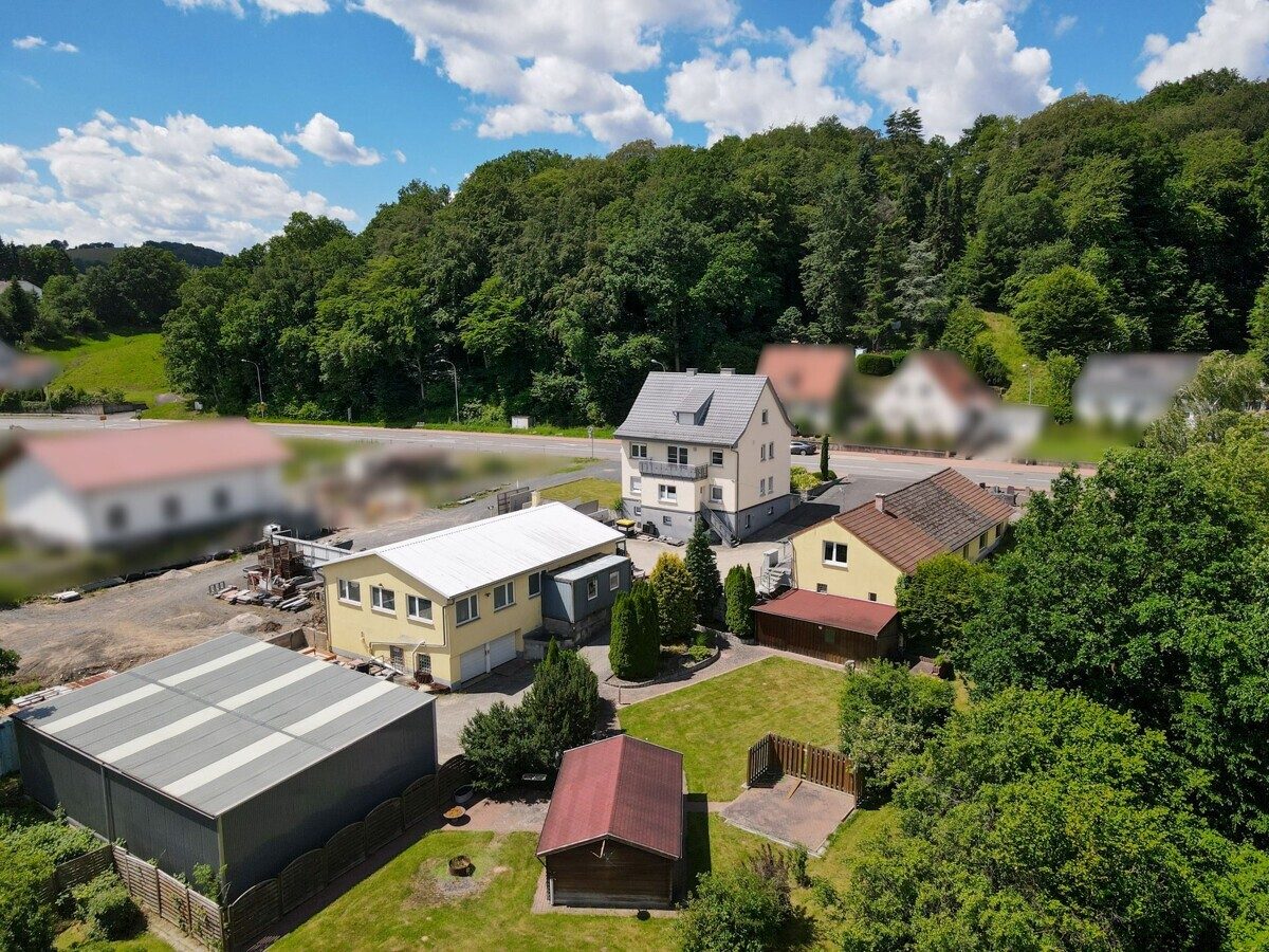  VR Immobilien GmbH - Immobilienangebot - Heringen - Alle - Vielseitiges Wohn- und Gewerbeanwesen mit Dreifamilienhaus und Entwicklungspotenzial
