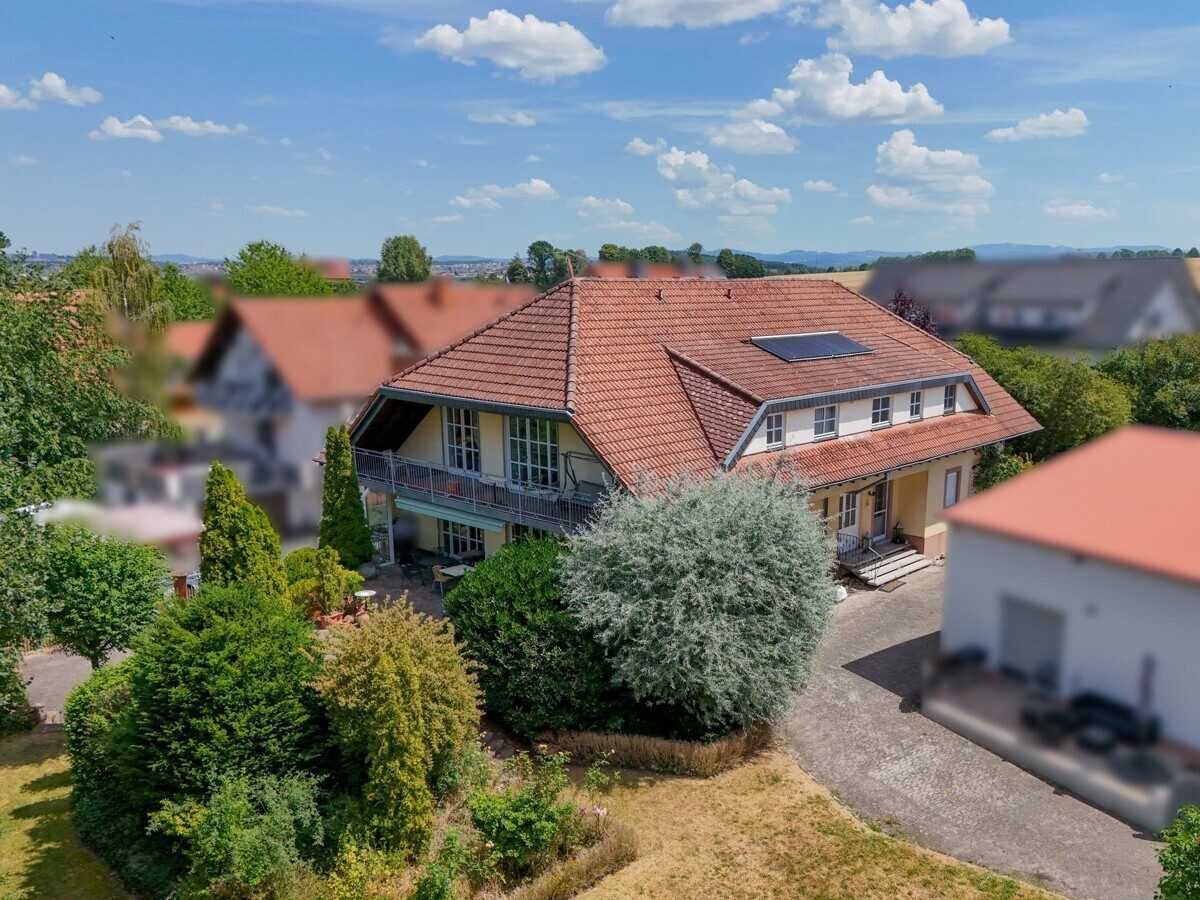  VR Immobilien GmbH - Immobilienangebot - Fulda - Alle - Exklusives Einfamilienhaus mit Einliegerwohnung und großzügigem Raumangebot
