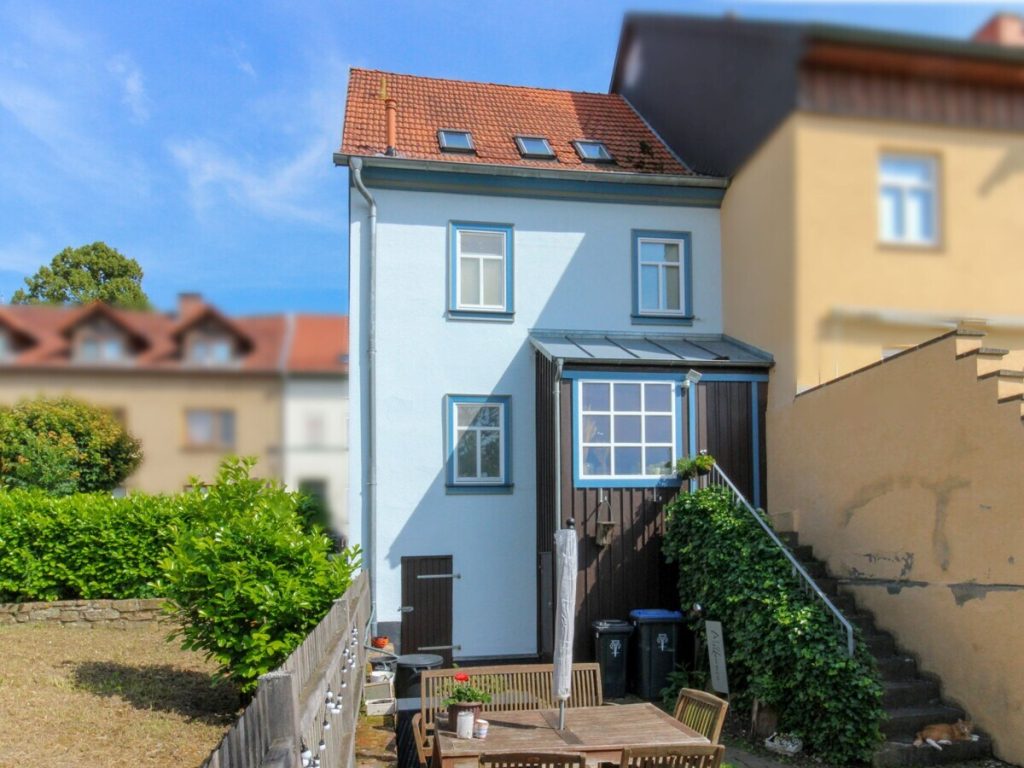 VR Immobilien GmbH - Immobilienangebot - Geisa - Alle - Denkmalgeschütztes Fachwerkhaus in begehrter Altstadtlage von Geisa
