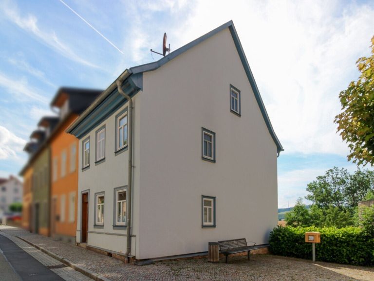  VR Immobilien GmbH - Immobilienangebot - Geisa - Alle - Denkmalgeschütztes Fachwerkhaus in begehrter Altstadtlage von Geisa