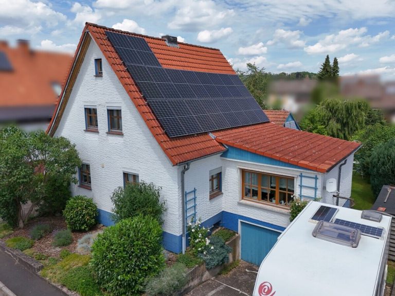  VR Immobilien GmbH - Immobilienangebot - Bad Hersfeld - Alle - RESERVIERT:Charmantes Einfamilienhaus mit liebevoll angelegten Garten