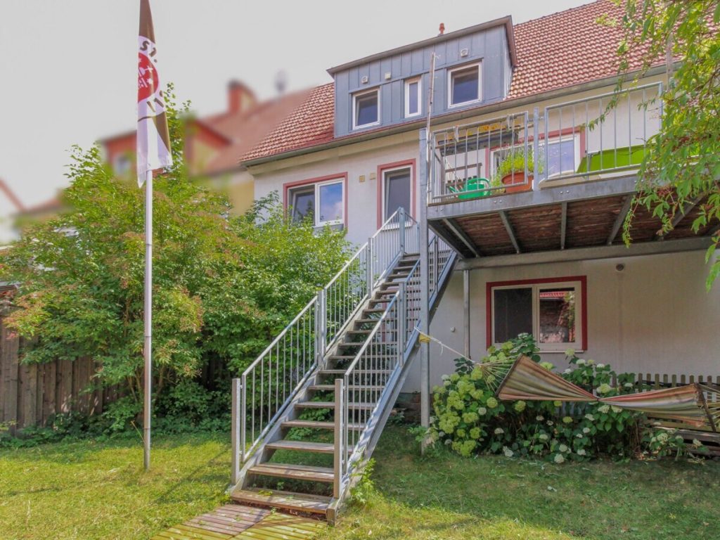 VR Immobilien GmbH - Immobilienangebot - Hünfeld - Alle - Großzügiges Zuhause in Hünfeld für Mehrgenerationen oder Vermietung