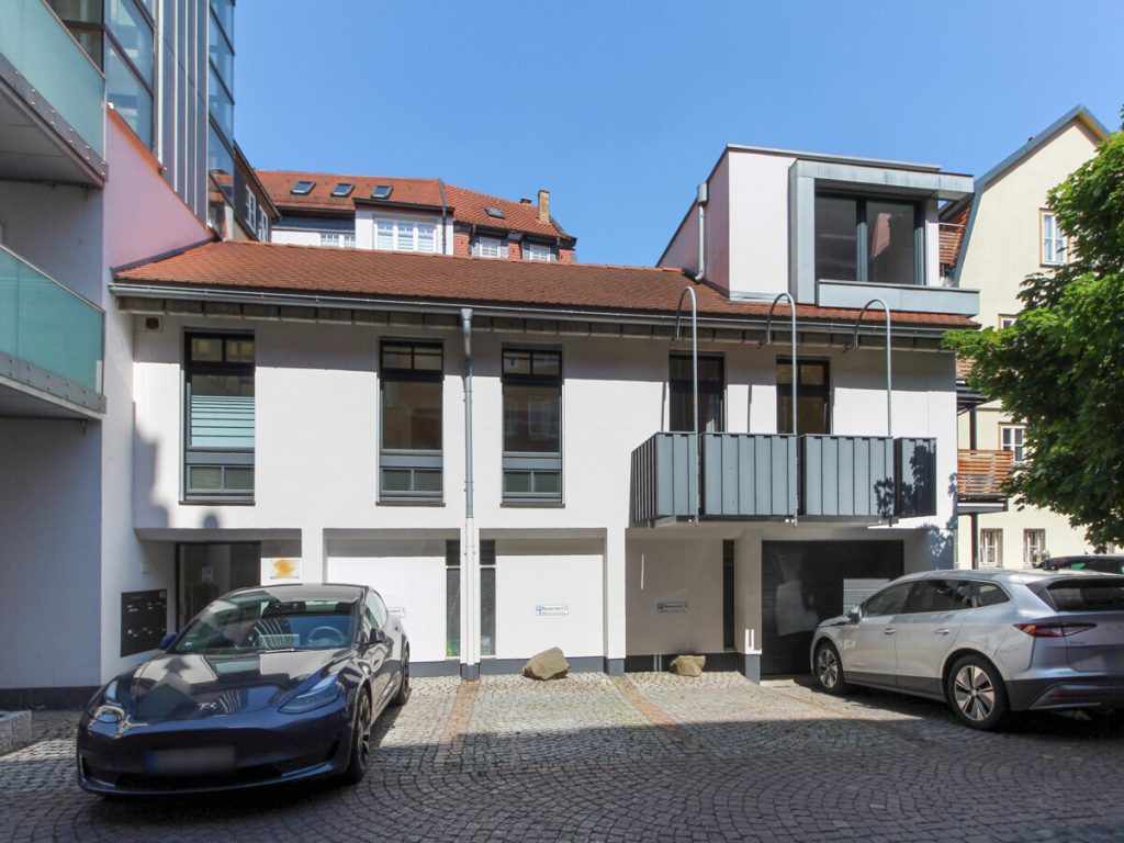 VR Immobilien GmbH - Immobilienangebot - Fulda - Alle - Stilvolle Maisonettewohnung mit traumhafter Dachterrasse in zentraler Lage von Fulda