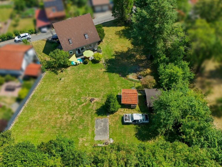  VR Immobilien GmbH - Immobilienangebot - Brachttal - Alle - Ein Ort zum Durchatmen – Einfamilienhaus zum Ausbauen in traumhafter Naturlage in Schlierbach