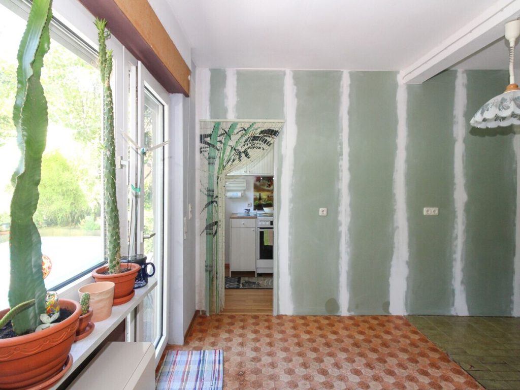 VR Immobilien GmbH - Immobilienangebot - Brachttal - Alle - Ein Ort zum Durchatmen – Einfamilienhaus zum Ausbauen in traumhafter Naturlage in Schlierbach