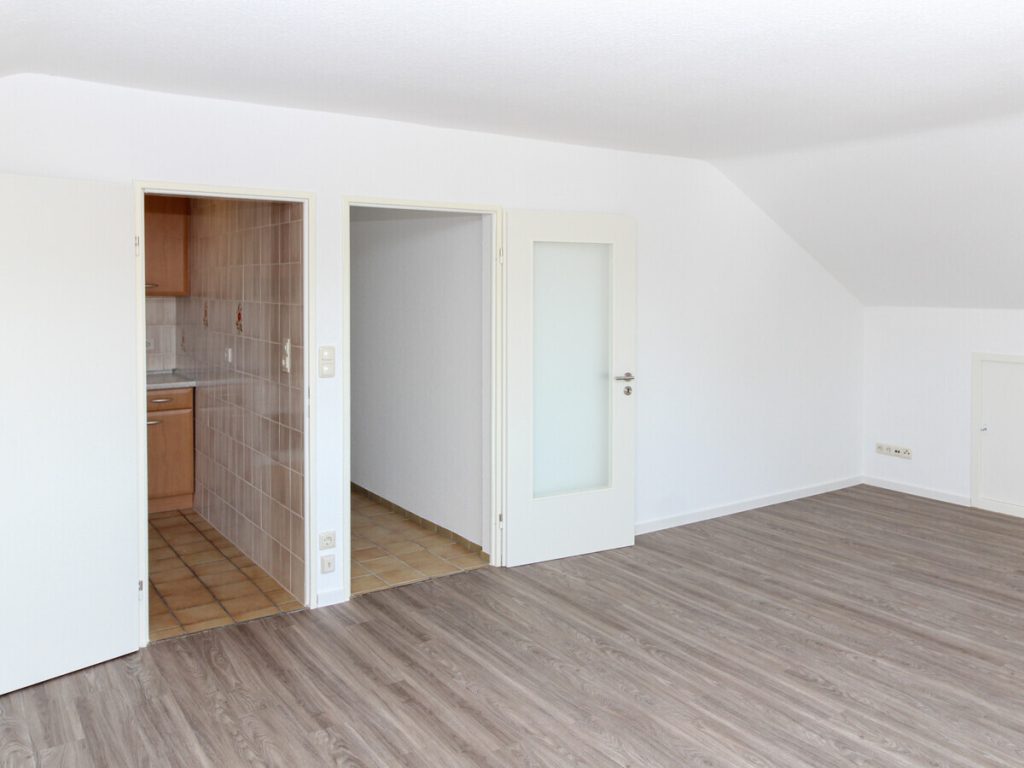 VR Immobilien GmbH - Immobilienangebot - Kalbach - Alle - Attraktive 3-Zimmerwohnung in Mittelkalbach