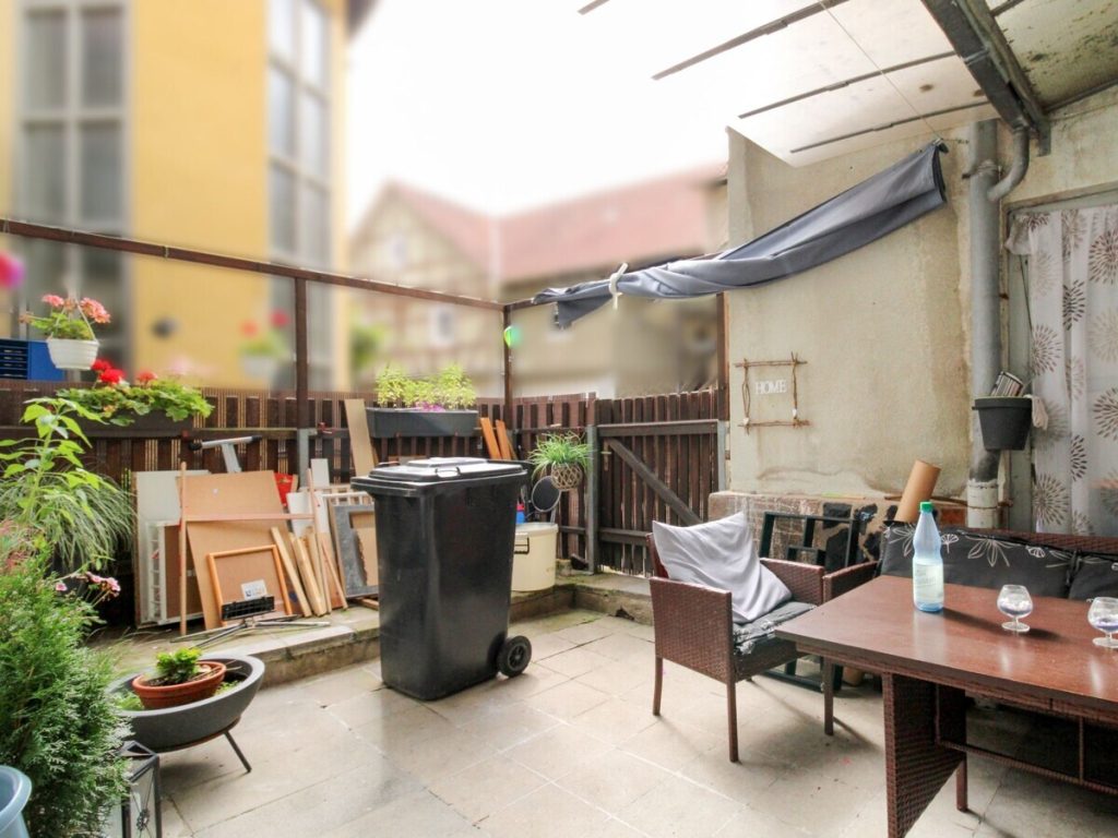 VR Immobilien GmbH - Immobilienangebot - Lauterbach - Alle - Altstadtflair und viel Potenzial – historisches Reihenmittelhaus mit großzügigem Raumangebot