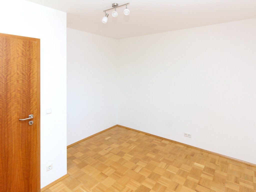 VR Immobilien GmbH - Immobilienangebot - Fulda - Alle - Attraktive 3-Zimmer-Wohnung mit großem Balkon und Parkblick
