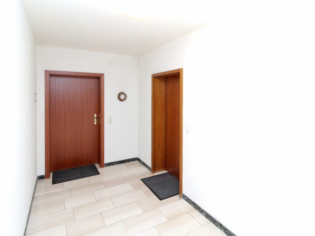 VR Immobilien GmbH - Immobilienangebot - Fulda - Alle - Attraktive 3-Zimmer-Wohnung mit großem Balkon und Parkblick